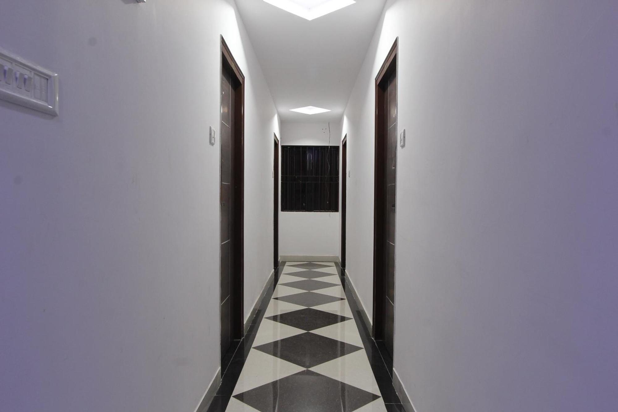 Hotel O V R Residency Near Sri Amruth Chithra Mandira Bangalore Exterior foto